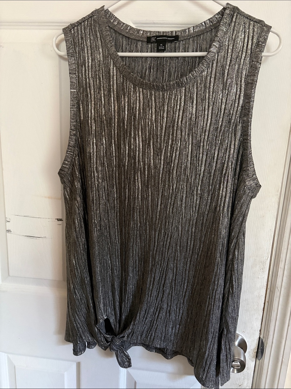 INC International Concepts Metallic Silver Sleeveless Knot Hem Tank, size xl.